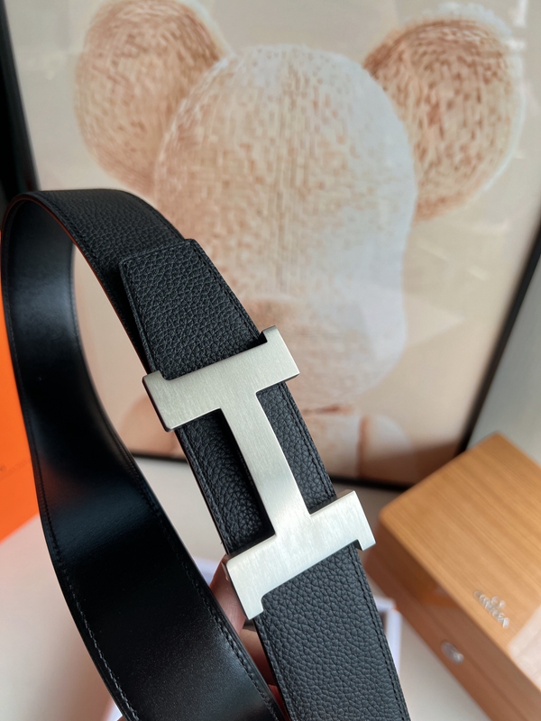 エルメスベルト側面デザイン